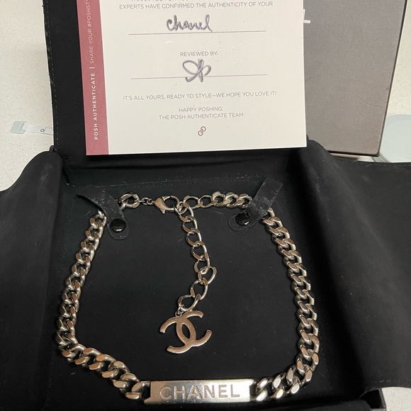 Silver Chanel Necklace. EUC in original soft CC box inside Chanel box . - Picture 9 of 16